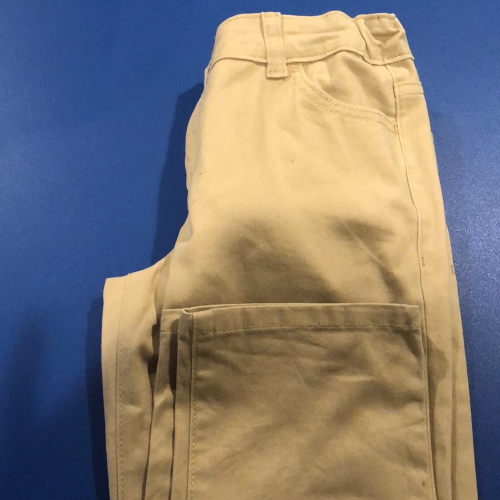 Khaki skinny pants
